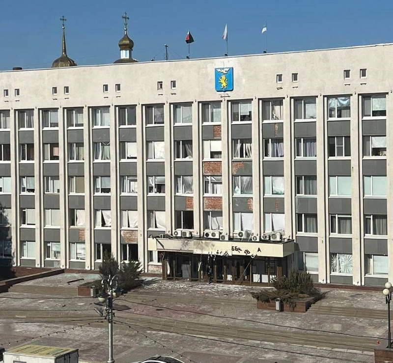 БПЛА попал в здание администрации Белгорода